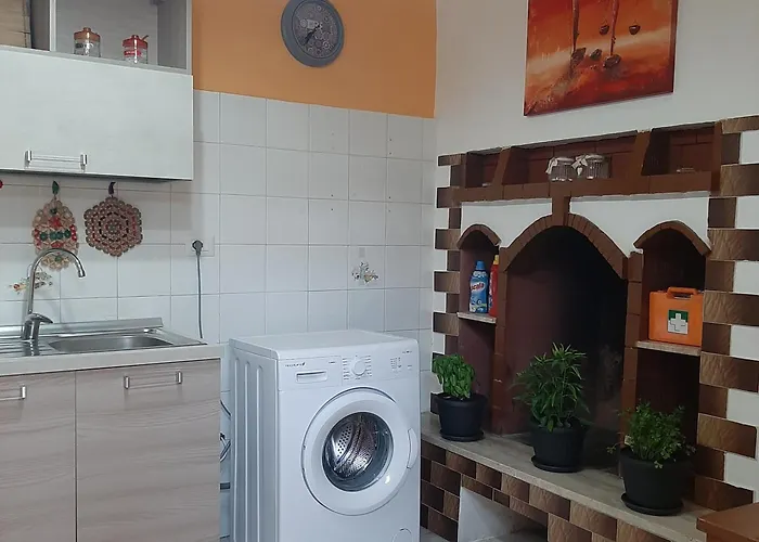 Elena House Presicce