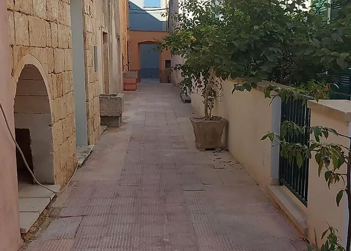 度假居 Elena House *